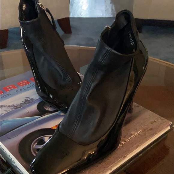 Giuseppe Zanotti Shoes - Booties